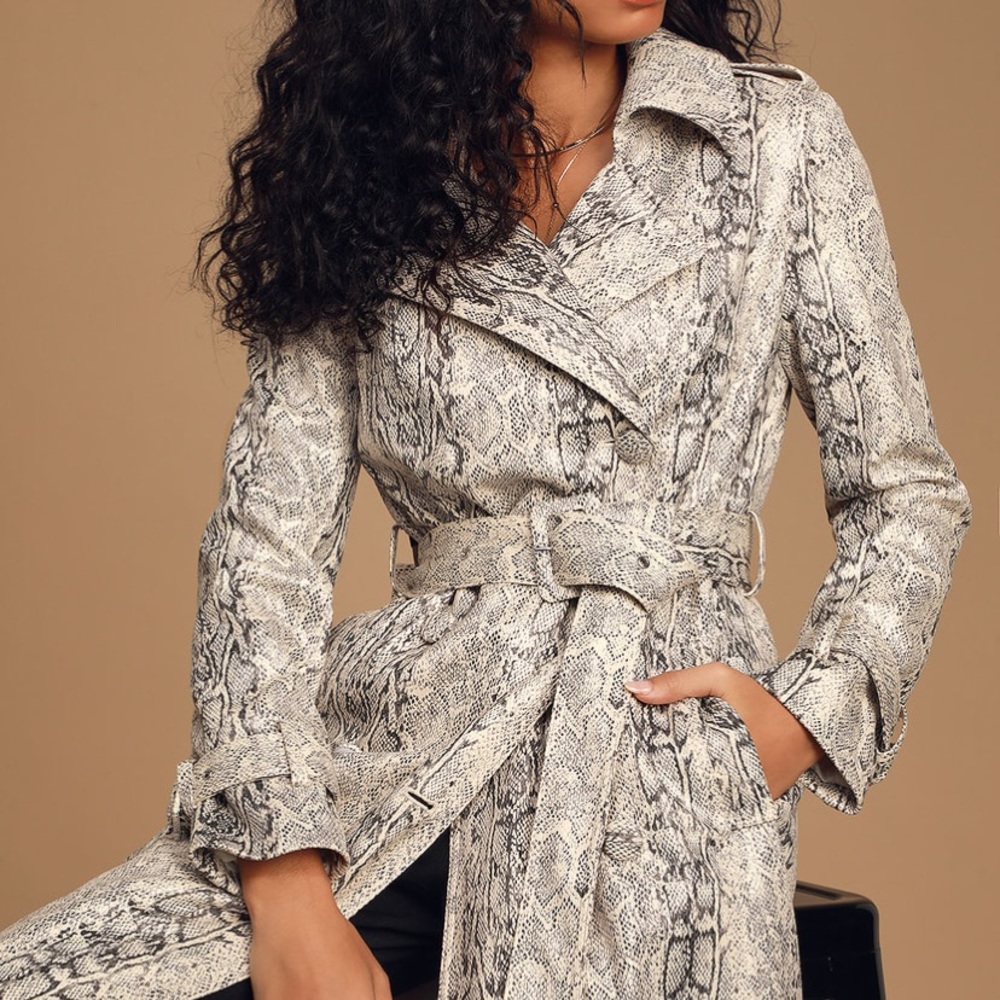 Avec Les Filles High Standards Ivory Snake Coat